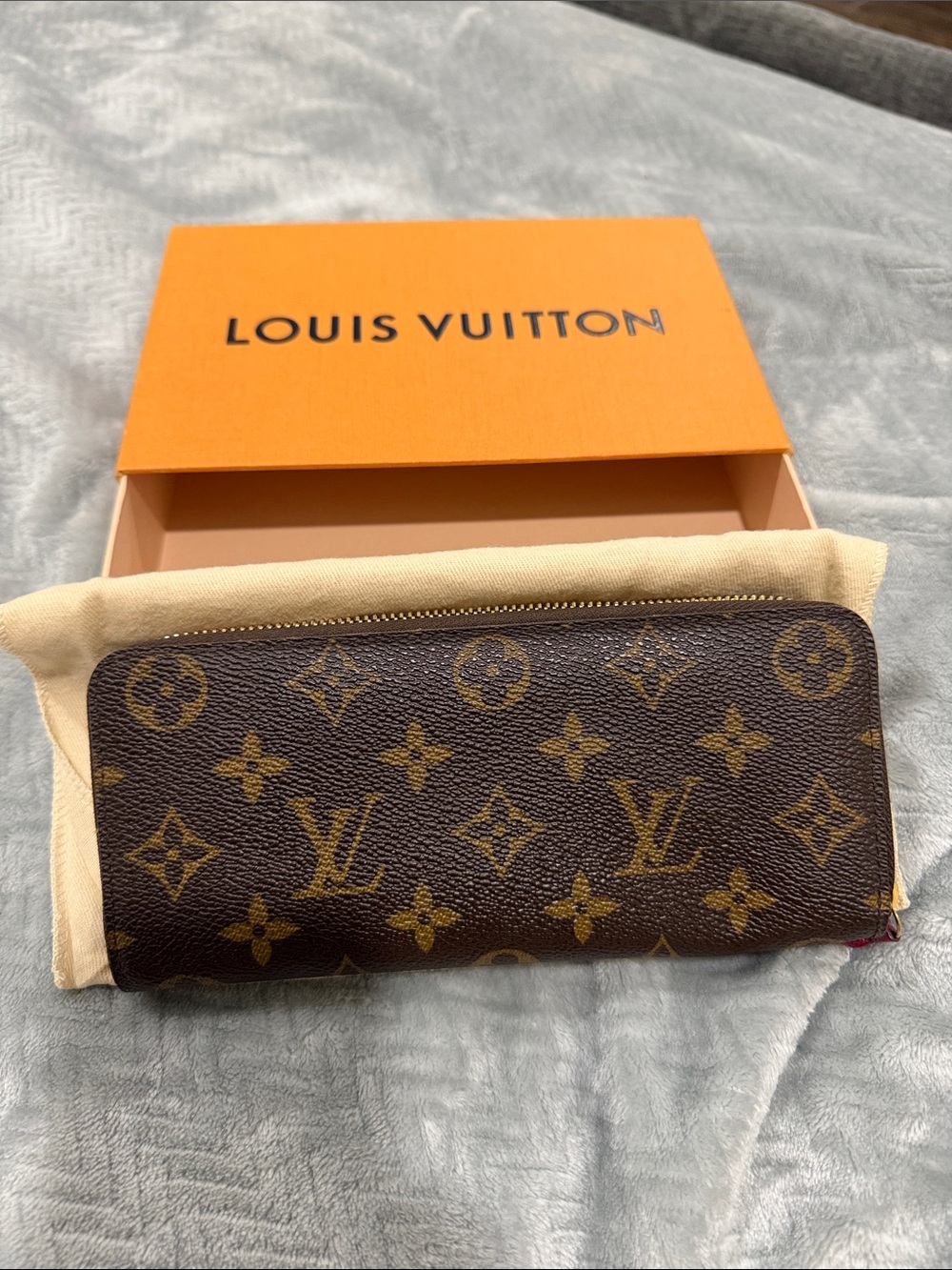 Louis Vuitton Monogram Canvas Zip-Around Wallet - Brown/Gold